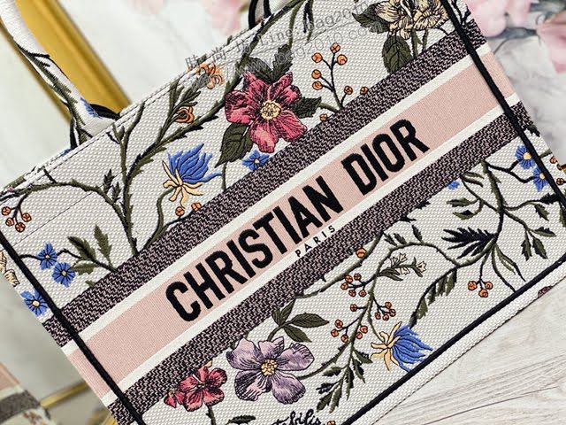 Dior女包 迪奧Book Tote月季花帆布托特包手袋 Dior刺繡購物袋  dfk1520